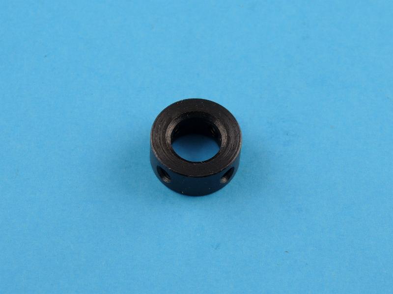 blade grip mounting bush